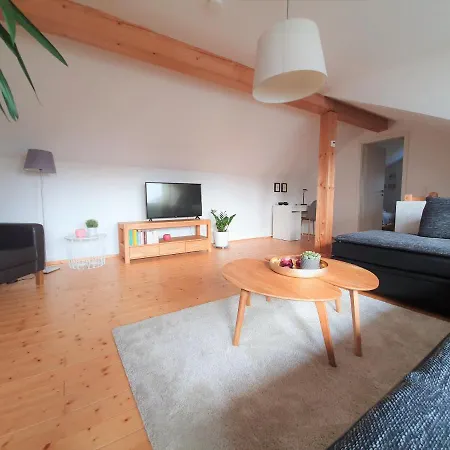 بيت للعطل Modernes Mit Grosser Kueche, Terrasse & Garten