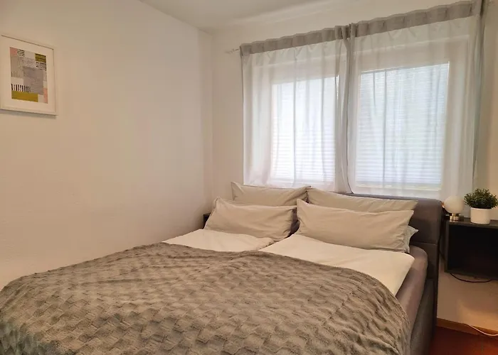 度假居 Modernes Mit Grosser Kueche, Terrasse & Garten 巴德坎贝格