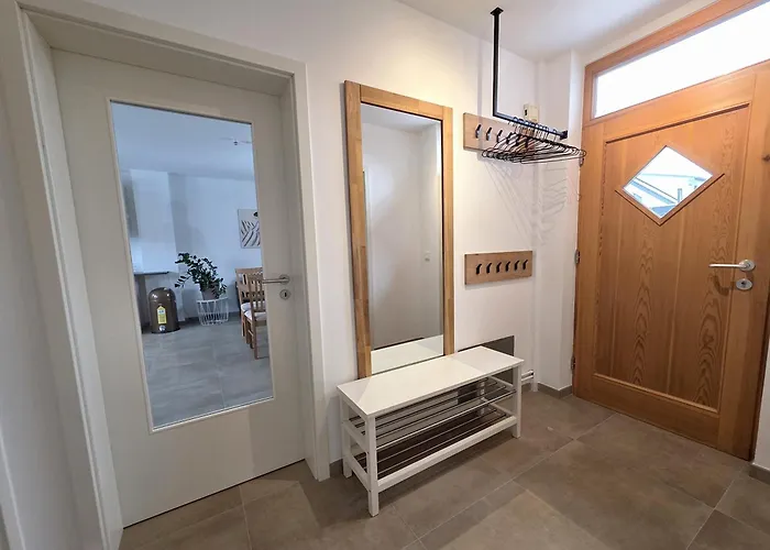 度假居 Modernes Mit Grosser Kueche, Terrasse & Garten *